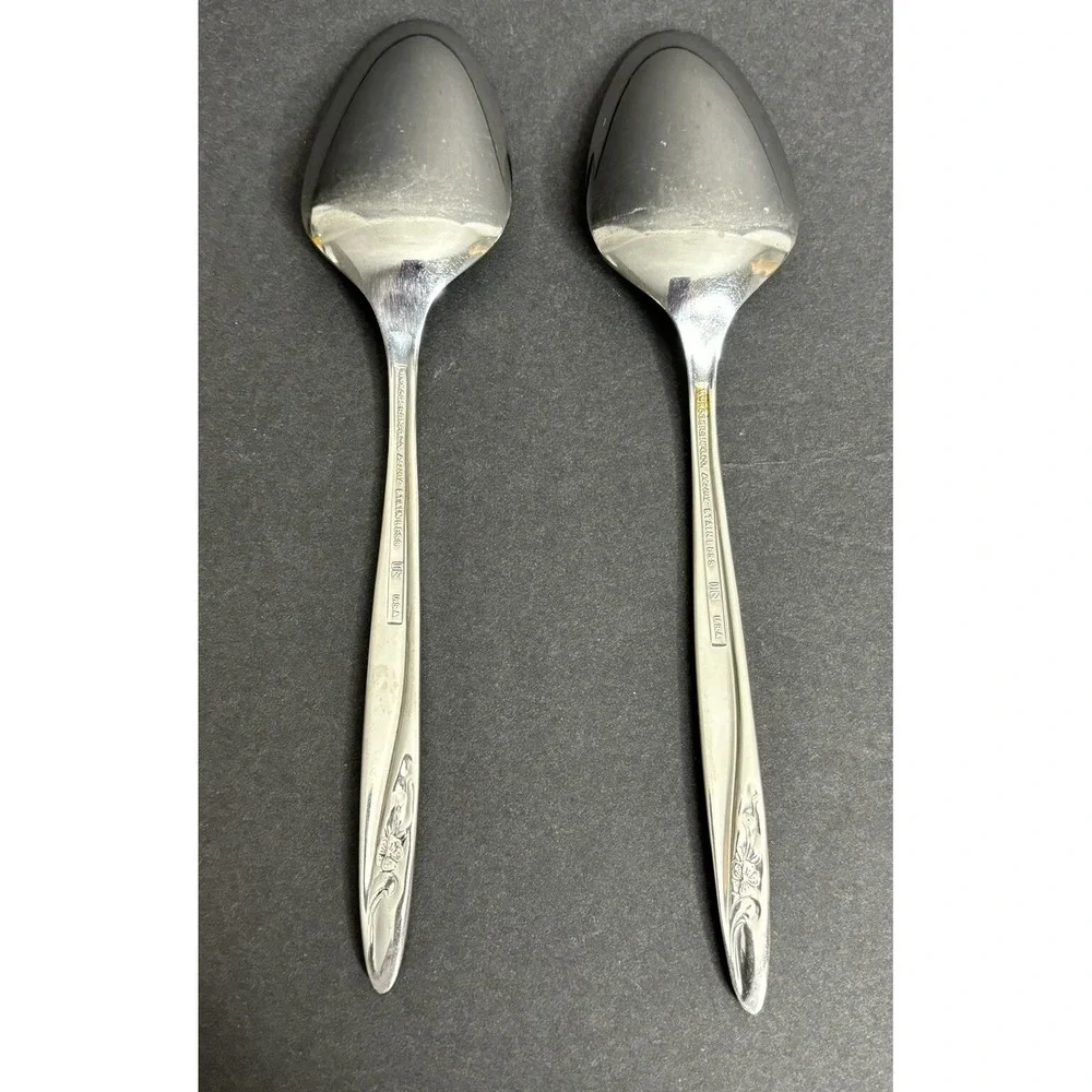 2 Rogers International Deluxe Baroness Tablespoons 8 3/8